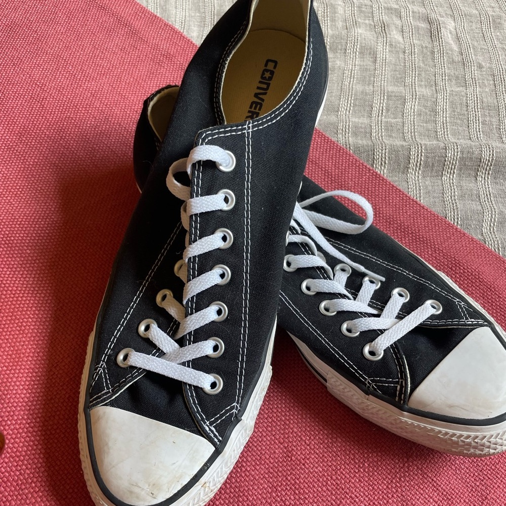 Men’s Converse EUC 12